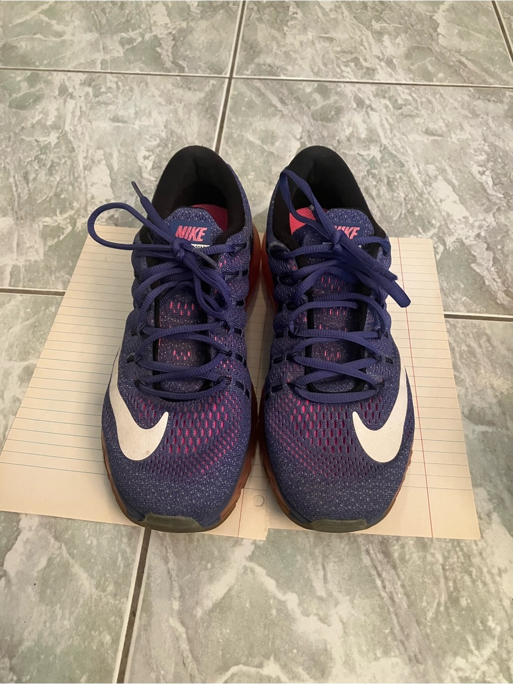 Woman’s Nike Sneakers size 9